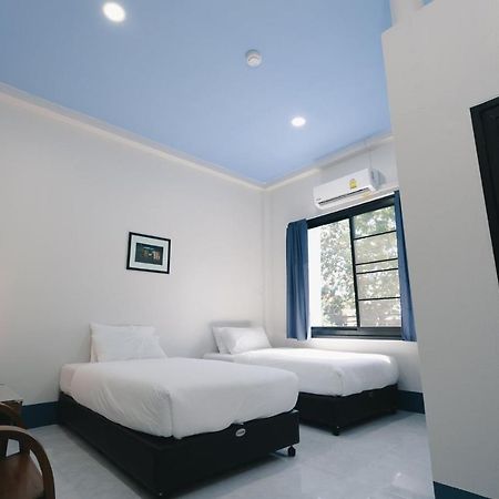 Udomsuk Hotel Satun Exterior photo