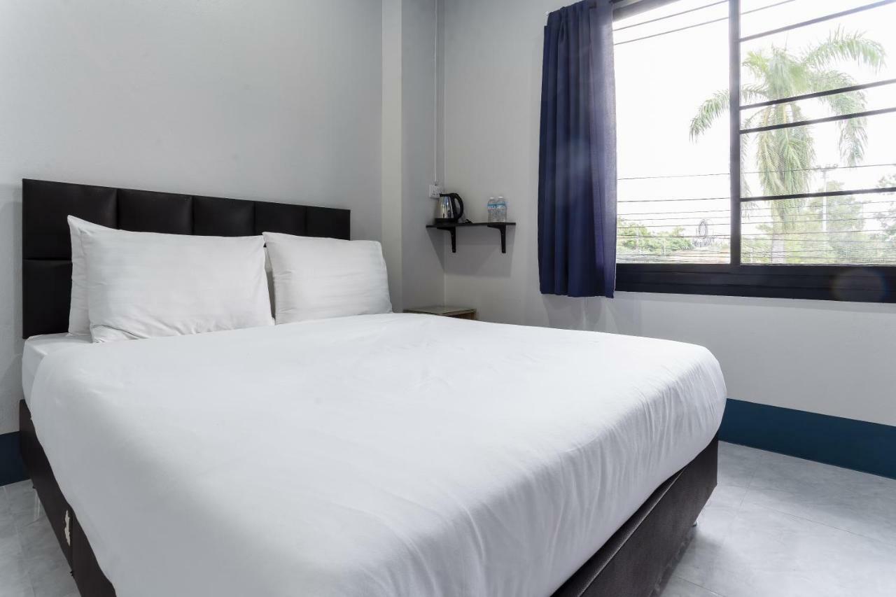 Udomsuk Hotel Satun Exterior photo